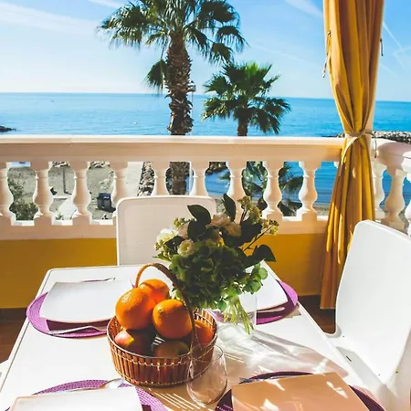 Apartmán Atico 1a Linea De Playa - Pedregalejo Màlaga