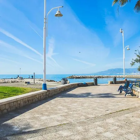 Apartmán Atico 1a Linea De Playa - Pedregalejo *